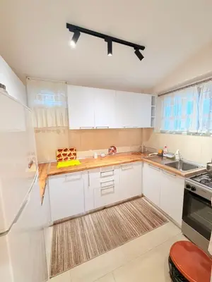 House 2+1 for rent in Bulevardi, Durrës, 100 m². Photo 3 of 9