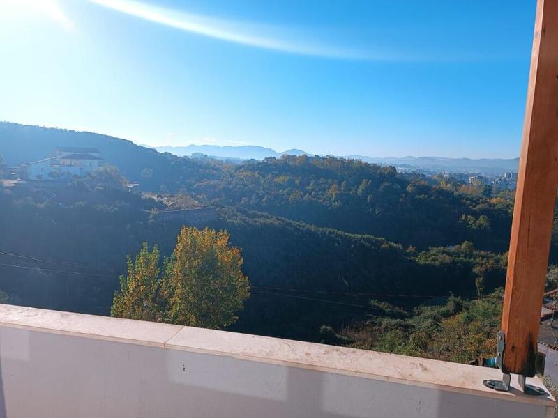 Vilë në shitje në Tufinë, Tiranë, 900 m². Foto 2 nga 5
