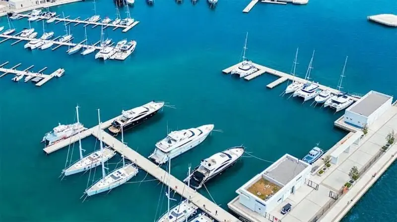 Apartment 2+1 for sale in Rruga e bregdetit, Durrës, 105 m²
