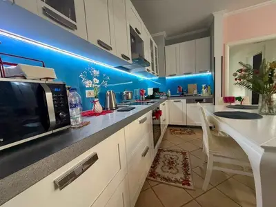 Apartament 3+1 në shitje në Rruga Sami Frashëri, Tiranë, 137 m². Foto 5 nga 12