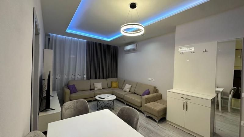 Apartment 1+1 for rent in Rruga Riza Cerova, Tirana, 55 m²