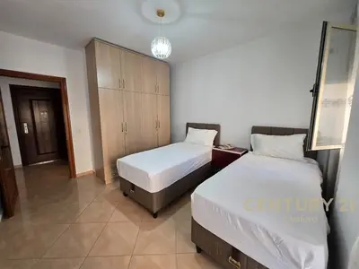 Appartamento 1+1 in affitto a Yzberisht, Tirana, 54 m². Foto 6 di 8