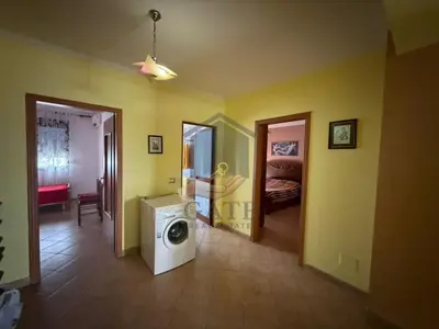 Appartamento 3+1 in affitto a Porti i Durrësit, Durazzo, 120 m². Foto 2 di 8