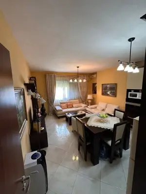 Appartamento 2+1 in vendita a Yzberisht, Tirana, 100 m². Foto 1 di 3