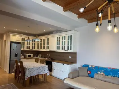 Appartamento 3+1 in affitto a Shkolla e Kuqe, Tirana, 132 m². Foto 9 di 12