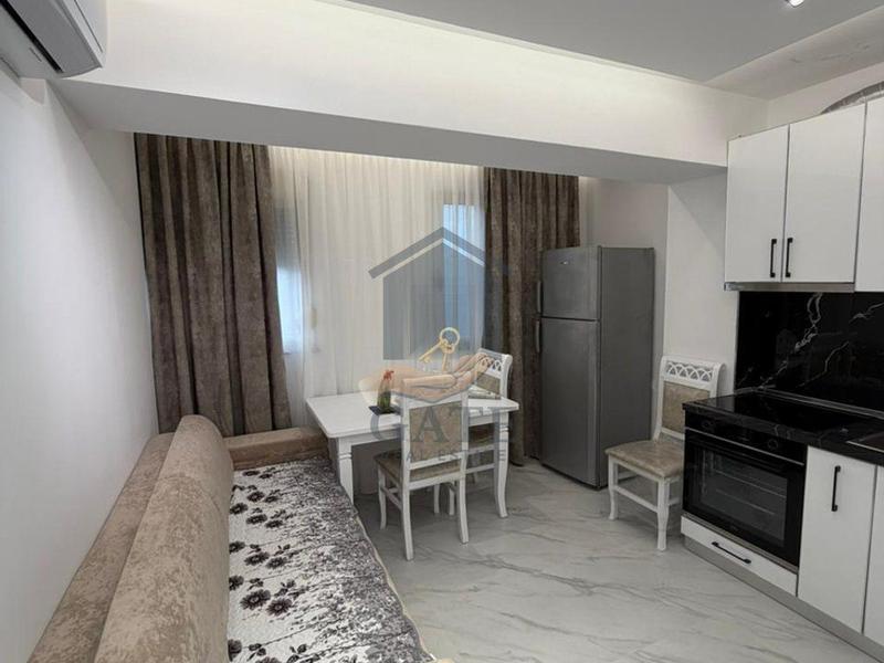 Apartament 1+1 me qera në Markata Fruta Perimeve & Bylmet, Durrës, 55 m²
