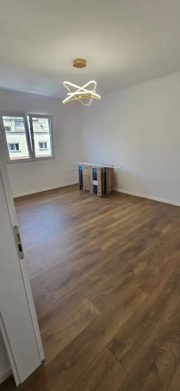 Appartamento 1+1 in vendita a Rruga Ndre Mjeda, Tirana, 59 m²