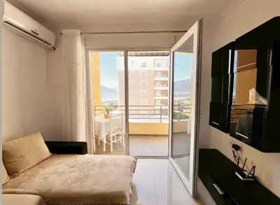 Apartment 2+1 for rent in Vlorë, 85 m². Photo 2 of 10