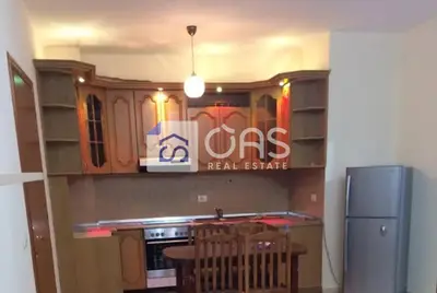 Apartament 3+1 me qera në Bulevardi i Ri, Tiranë, 120 m². Foto 1 nga 5