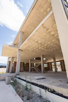 Ambient biznesi në shitje në Marikaj, Tiranë, 3 200 m². Foto 12 nga 12