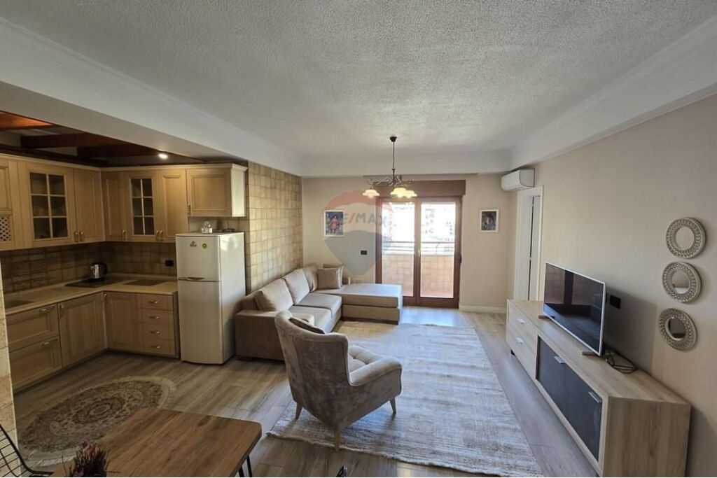 Apartment for sale in 9 Katëshet, Tirana, 107 m². Photo 3 of 3