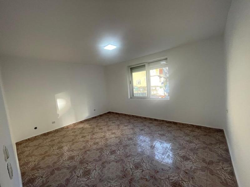 Appartamento 2+1 in affitto a Rruga Ferit Xhajko, Tirana, 80 m²