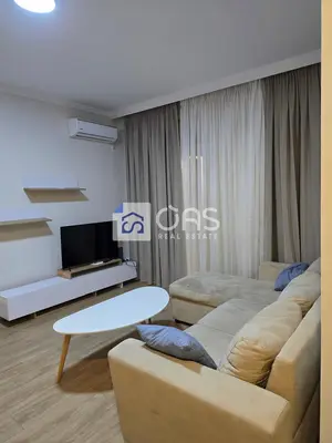 Apartament 1+1 me qera në Liqeni i Thatë, Tiranë, 65 m². Foto 2 nga 8