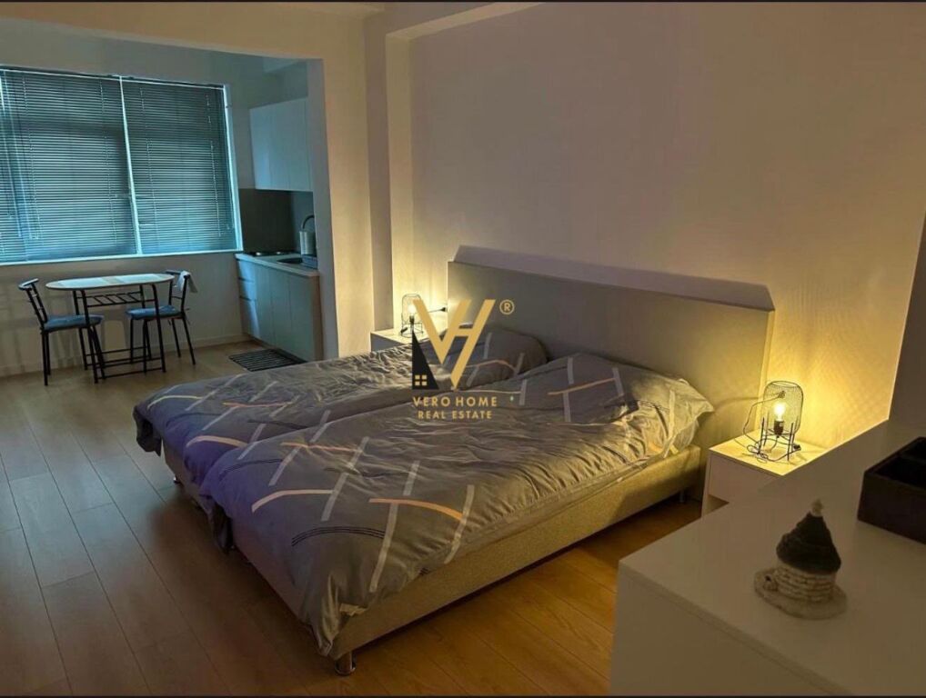 Garsoniere me qera në Sheshi Skënderbej, Tiranë, 45 m². Foto 2 nga 3
