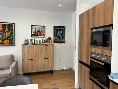 Appartamento 1+1 in vendita a Xhamia, Valona, 87 m². Foto 5 di 11