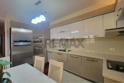Apartament 2+1 me qera në Kthesa e Kamzës, Tiranë, 94 m². Foto 5 nga 11