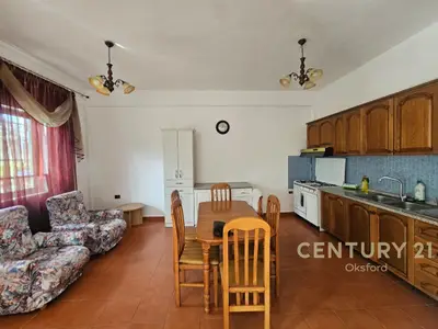 Villa for sale in Lagja nr.17, Durrës, 368 m². Photo 12 of 12