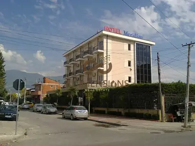 Villa 3+1 in affitto a Rruga Siri Kodra, Tirana, 100 m². Foto 1 di 3