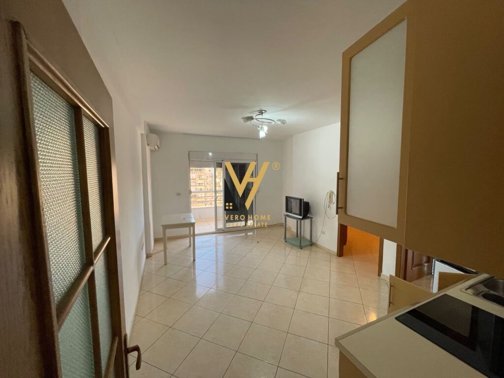 Apartament 2+1 në shitje në Pazari i Ri, Tiranë, 92 m²