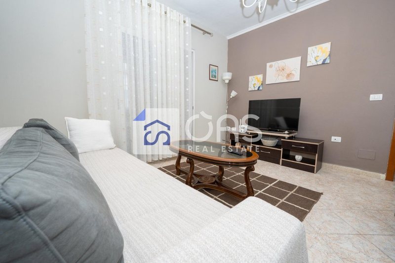 Appartamento 2+1 in affitto a Sheshi Willson, Tirana, 90 m²