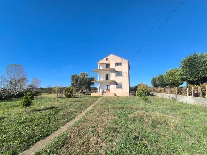 Tokë në shitje në Sektori Rinia, Durrës, 1 400 m²