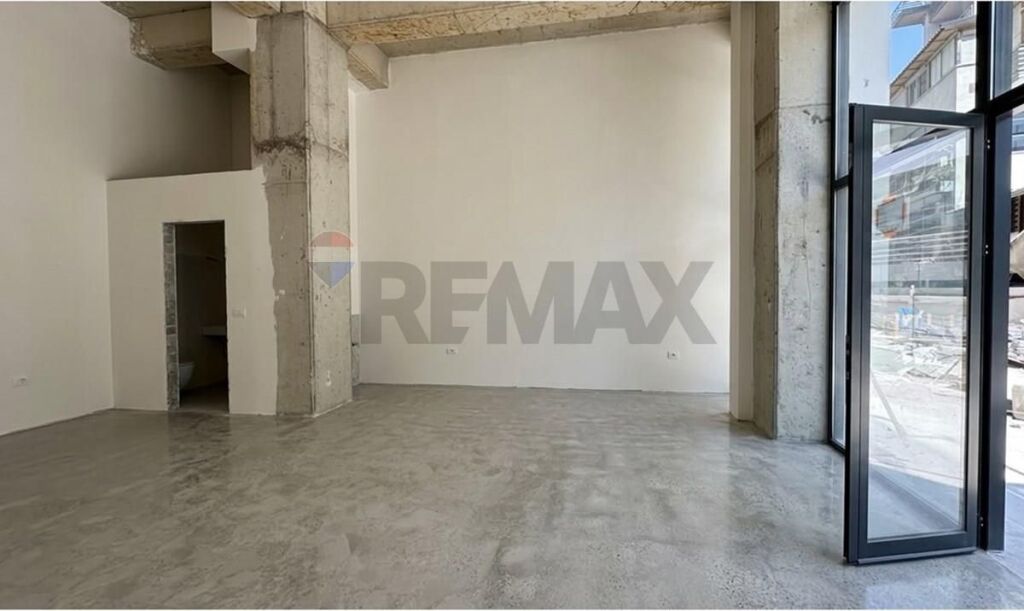 Negozio in affitto a Zogu i Zi, Tirana, 50 m². Foto 3 di 3