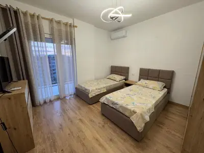 Apartament 2+1 me qera në Vollga, Durrës, 100 m². Foto 4 nga 8
