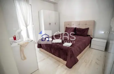 Apartment 1+1 for rent in 21 Dhjetori, Tirana, 60 m². Photo 3 of 5