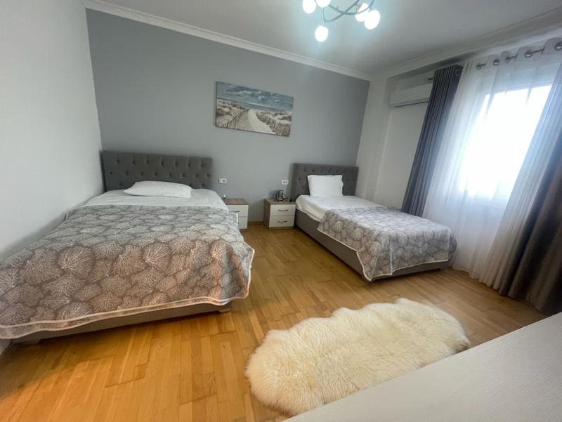 Apartament 2+1 me qera në Dora Residence, Tiranë, 110 m². Foto 6 nga 8