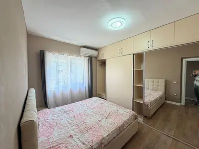 Apartament 2+1 me qera në Muzeu i Dëshmorëve dhe Salla e Relikeve të Luftës, Durrës, 90 m². Foto 6 nga 9