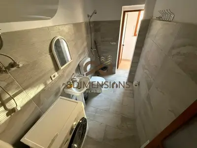Apartament 1+1 në shitje në Xhamllik, Tiranë, 60 m². Foto 4 nga 5