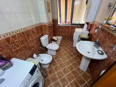 Appartamento 2+1 in affitto a Rruga Bardhyl, Tirana, 90 m². Foto 5 di 5