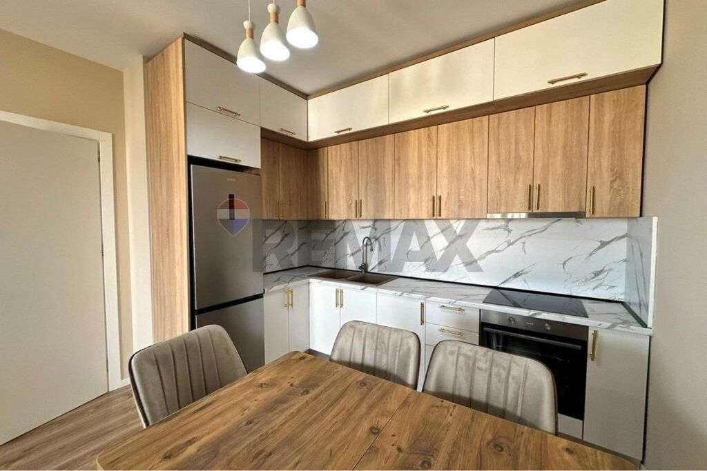 Apartment for rent in Rruga Dritan Hoxha, Tirana, 80 m². Photo 3 of 3