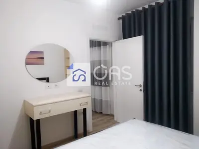Apartament 1+1 me qera në Zogu i Zi, Tiranë, 70 m². Foto 2 nga 8