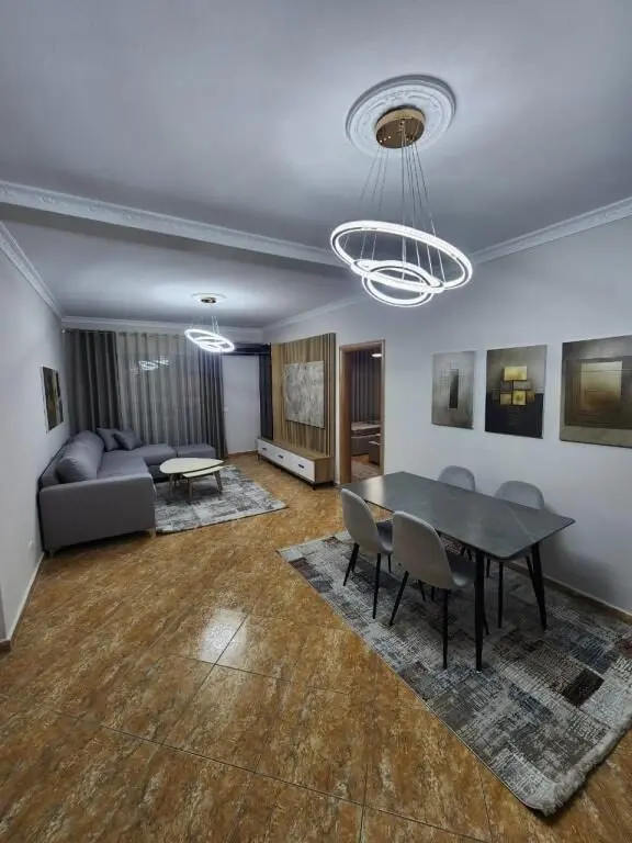 Appartamento 2+1 in vendita a Lagja 13, Durazzo, 90 m²