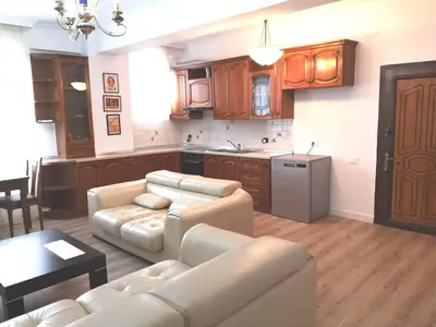 Apartament 2+1 me qera në CasaItalia - MegaOutlet, Tiranë, 90 m². Foto 1 nga 4