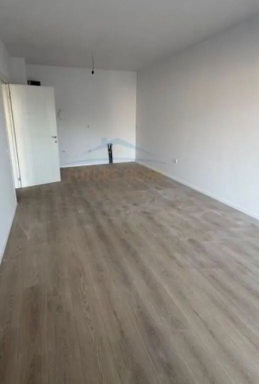 Apartament 1+1 në shitje në Rruga Sadik Petrela, Tiranë, 67 m². Foto 1 nga 3