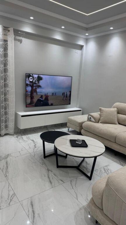 Appartamento 1+1 in affitto a Rruga Aleksander Goga, Durazzo, 65 m²