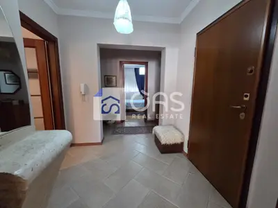 Apartament 1+1 me qera në Komuna e Parisit, Tiranë, 100 m². Foto 5 nga 6