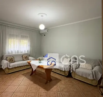 Apartament 1+1 me qera në Laprakë, Tiranë, 71 m². Foto 1 nga 9