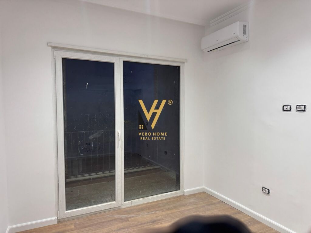 Zyrë me qera në Yzberisht, Tiranë, 54 m². Foto 2 nga 3