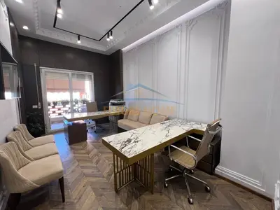 Zyrë me qera në Rruga e Kavajës, Tiranë, 59 m². Foto 6 nga 11