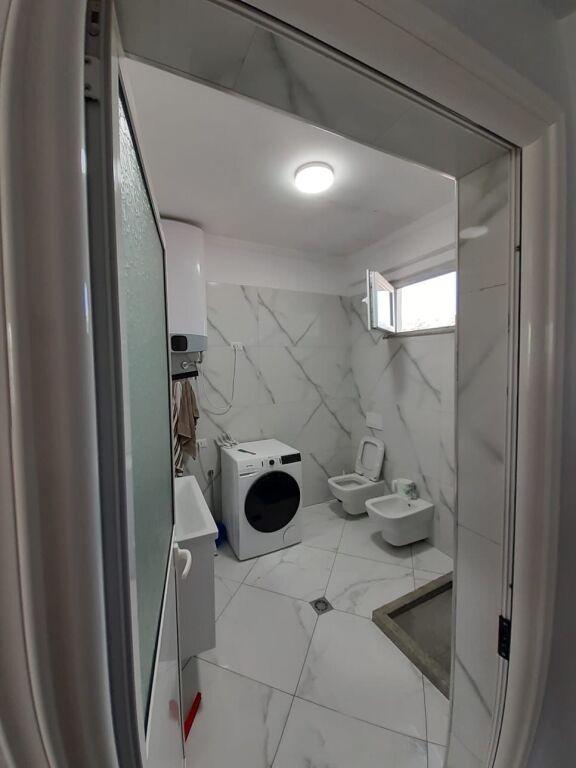 Vilë me qera në Rruga Idriz Shaba, Tiranë, 165 m². Foto 3 nga 8