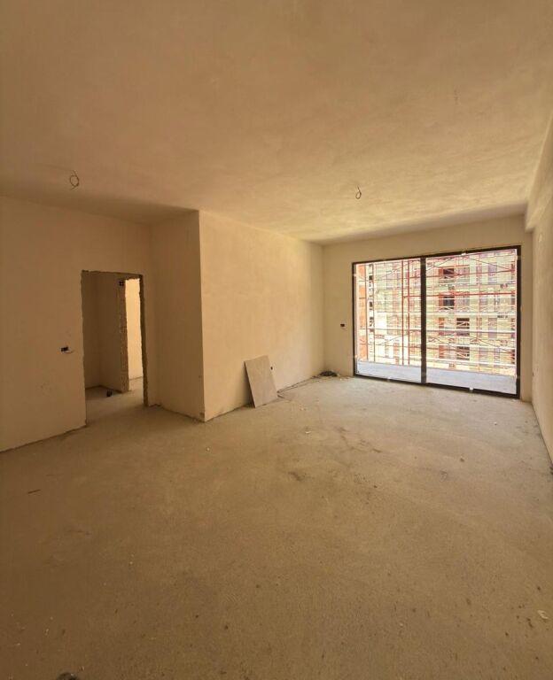 Apartament 1+1 në shitje në Rruga Stavri Themeli, Tiranë, 88 m²