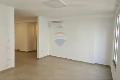 Zyrë me qera në Rruga Papa Gjon Pali II, Tiranë, 75 m². Foto 2 nga 5