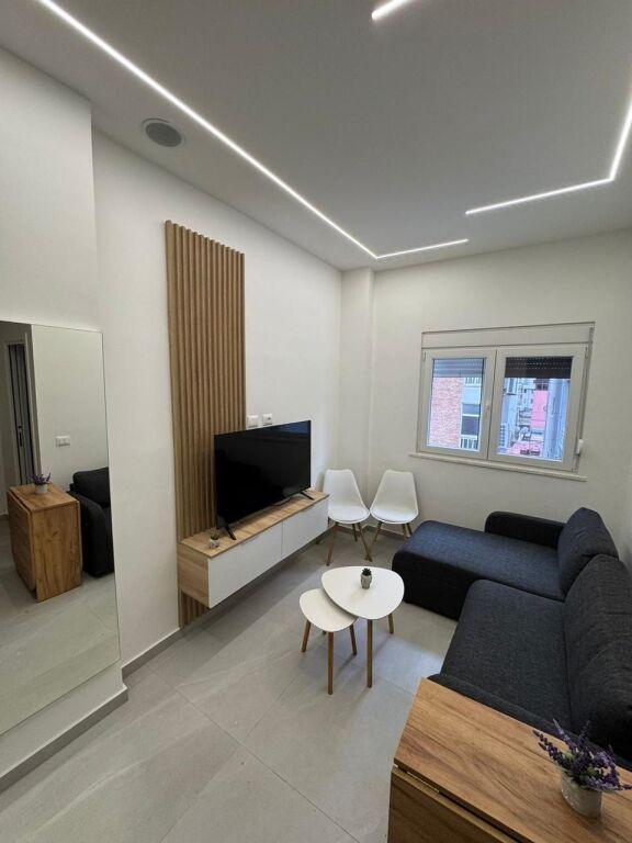 Appartamento 1+1 in affitto a Qendra Tregtare Blue Star, Durazzo, 70 m²