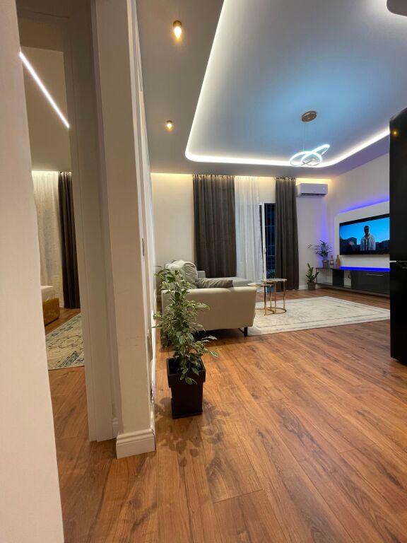 Apartament 1+1 në shitje në Rruga Guri Nazifi, Sarandë, 55 m². Foto 2 nga 12