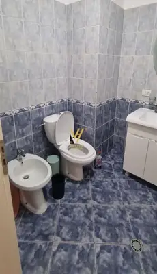 Appartamento 1+1 in affitto a Sheshi Skënderbej, Tirana, 70 m². Foto 5 di 5