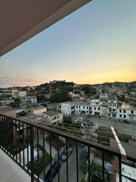 Apartament 2+1 me qera në Spitali Rajonal, Durrës, 95 m². Foto 5 nga 6
