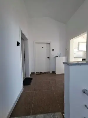 Apartment 2+1 for rent in Plazhi Hekurudha, Durrës, 120 m². Photo 9 of 10